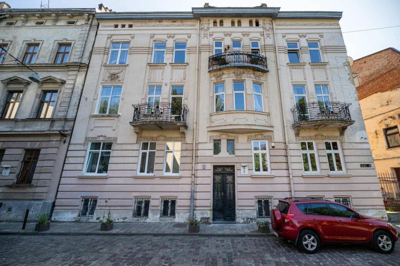 Rynok Square City Center Two Bedroom Apartment! Leopoli Esterno foto